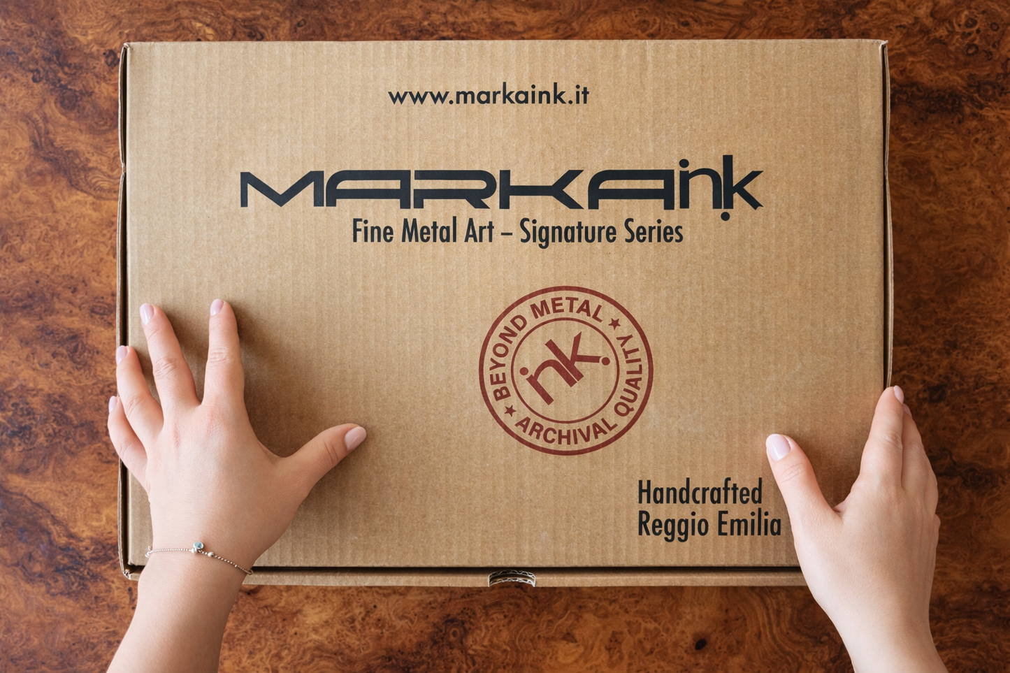 Scatola packaging Markaink per quadri foto su metallo handcrafted in Italia